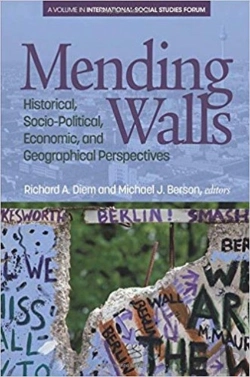 Bertrand.pt - Mending Walls