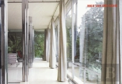 Mies Van Der Rohe