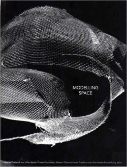 Bertrand.pt - Modelling Space