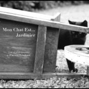 Mon Chat Est... Jardinier