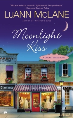 Bertrand.pt - Moonlight Kiss