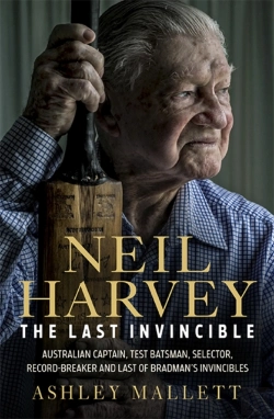 Bertrand.pt - Neil Harvey: The Last Invincible