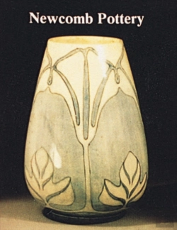 Bertrand.pt - Newcomb Pottery