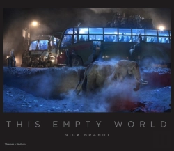 Bertrand.pt - Nick Brandt: This Empty World