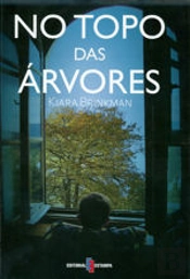 No Topo das Árvores