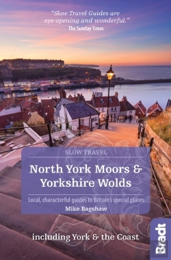 Bertrand.pt - North York Moors & Yorkshire Wolds Including York & The Coast (Slow Travel)