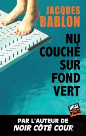 Nu Couché Sur Fond Vert