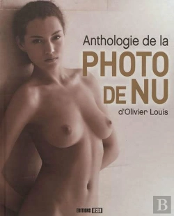 Bertrand.pt - Nus A La Lumiere Du Jour