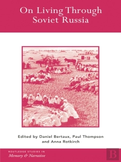 Bertrand.pt - On Living Through Soviet Russia