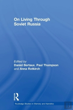 Bertrand.pt - On Living Through Soviet Russia