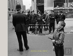 Bertrand.pt - Once Upon A Time In Brick Lane