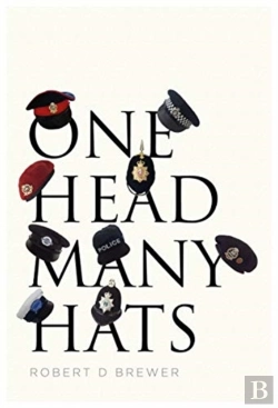Bertrand.pt - One Head, Many Hats