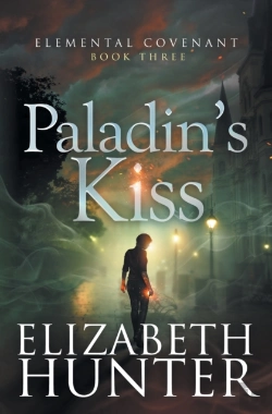 Bertrand.pt - Paladin'S Kiss