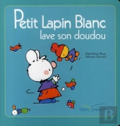 Petit Lapin Blanc Lave Son Doudou