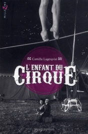 Petite Fille Du Cirque