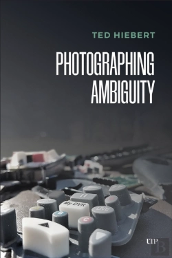 Bertrand.pt - Photographing Ambiguity