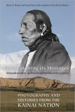 Bertrand.pt - Pictures Bring Us Messages / Sinaakssiiksi Aohtsimaahpihkookiyaawa