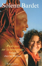 Pieds Nus Sur La Terre Rouge - Ne