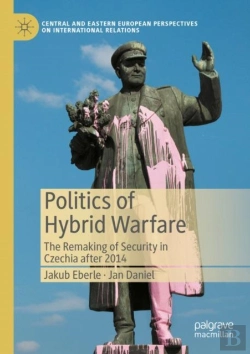 Bertrand.pt - Politics Of Hybrid Warfare