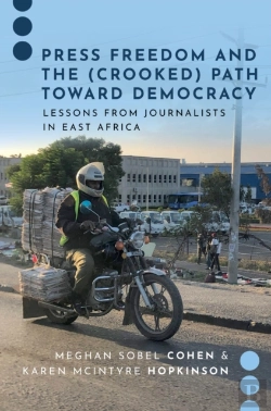 Bertrand.pt - Press Freedom And The (Crooked) Path Toward Democracy
