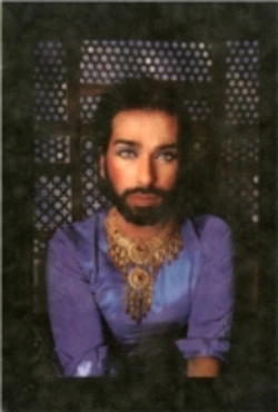 Bertrand.pt - Qasim Riza Shaheen