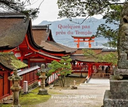 Bertrand.pt - Quelques Pas Pres Du Temple