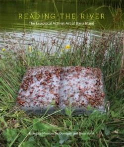 Bertrand.pt - Reading The River The Eco.Activist..