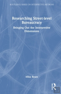Bertrand.pt - Researching Street-Level Bureaucracy