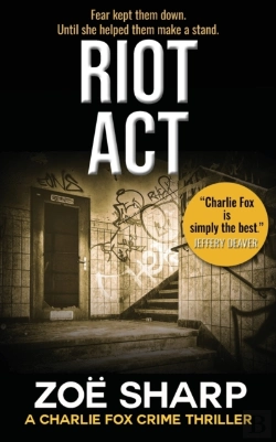 Bertrand.pt - Riot Act