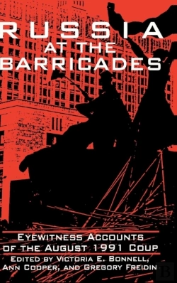 Bertrand.pt - Russia At The Barricades