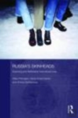 Bertrand.pt - Russia'S Skinheads