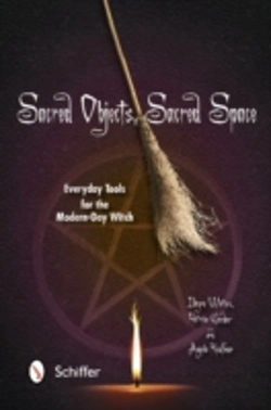 Bertrand.pt - Sacred Objects, Sacred Space