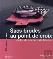 Sacs Brodés Au Point De Croix ; Motifs De Carreaux De Faïence
