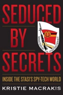 Bertrand.pt - Seduced By Secrets