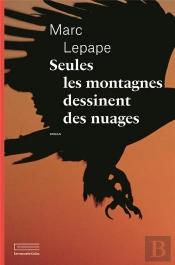 Seules Les Montagnes Dessinent Des Nuages