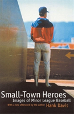 Bertrand.pt - Small-Town Heroes