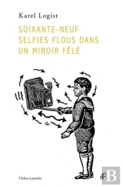 Soixante-Neuf Selfies Flous Dans Un Miroir Fêlé