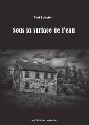 Sous La Surface De L'Eau