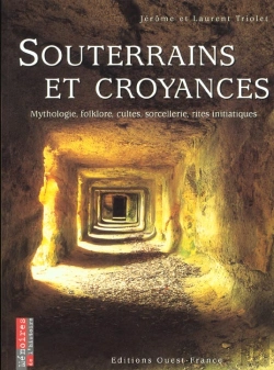 Bertrand.pt - Souterrains Et Croyances