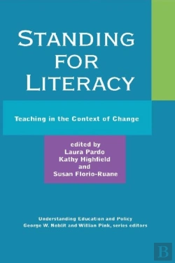 Bertrand.pt - Standing For Literacy