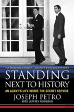Bertrand.pt - Standing Next To History