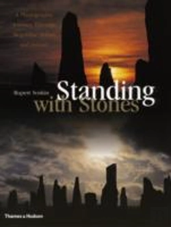 Bertrand.pt - Standing With Stones