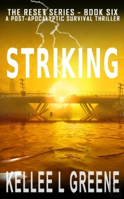 Bertrand.pt - Striking - A Post-Apocalyptic Survival Thriller