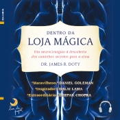 Súmula - Dentro Da Loja Mágica, Adaptado Por Joana Stichini Vilela