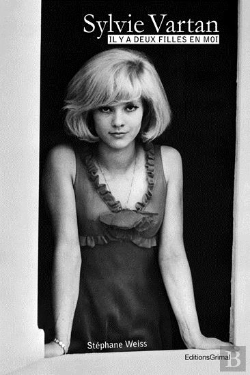 Bertrand.pt - Sylvie Vartan - Il Y A Deux Filles En Moi
