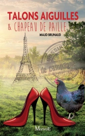 Talons Aiguilles Et Chapeau De Paille