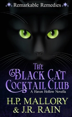 Bertrand.pt - The Black Cat Cocktail Club
