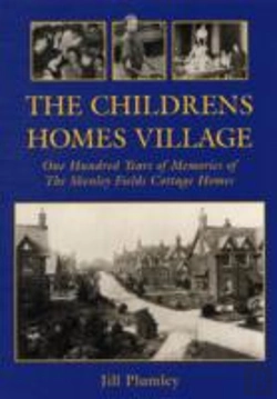 Bertrand.pt - The Childrens Homes Village
