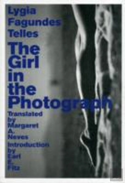 Bertrand.pt - The Girl In The  Photograph