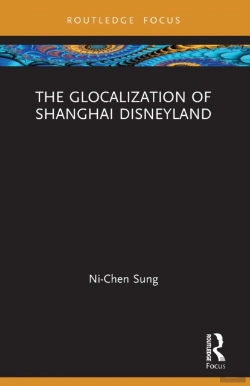 Bertrand.pt - The Glocalization Of Shanghai Disneyland
